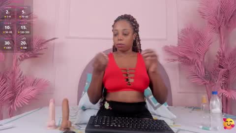 hanaahquinn online show from March 10, 11:45 am