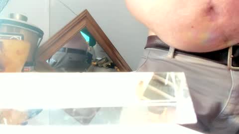 handncocknocum online show from January 30, 10:08 am