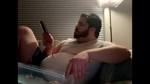 handsomedaddy198923 online show from October 31, 7:31 am