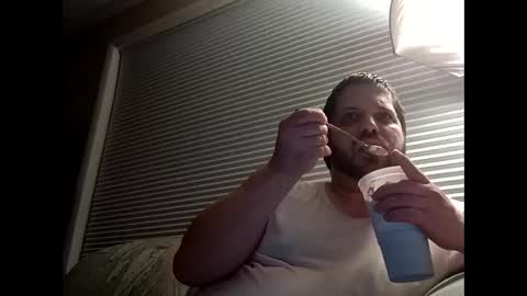 handsomedaddy198923 online show from November 16, 6:59 am