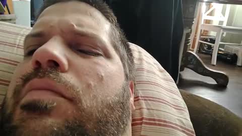 handsomedaddy198923 online show from October 8, 4:02 pm