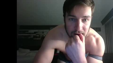 handsumhung online show from March 18, 1:11 am