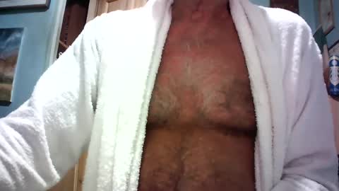 handymanforyou177322 online show from July 28, 10:09 pm