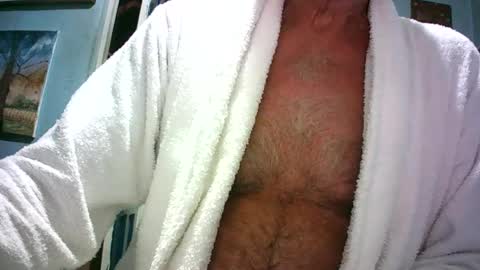 handymanforyou177322 online show from July 30, 10:54 pm