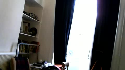 handz2 online show from December 13, 11:45 am