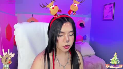 Snapshot of hanna__becker chatting on December 22, 5:44 am hanna  online show from December 22, 5:44 am