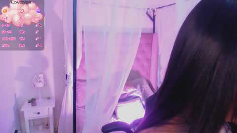 hanna  online show from November 21, 4:10 am