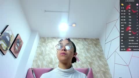 HANNA online show from December 6, 11:39 am