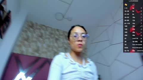 HANNA online show from December 5, 11:33 am