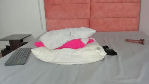 Snapshot of hanna_lens chatting on September 29, 7:24 pm Hanna lens online show from September 29, 7:24 pm