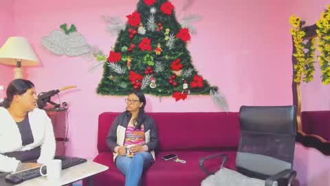 Hanna online show from December 15, 12:34 pm