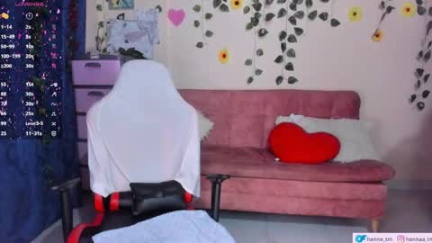 Hanna online show from June 26, 1:11 am