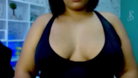 Hannah  online show from November 7, 11:56 am