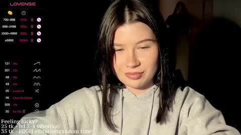 Hannah Allin online show from November 19, 5:45 pm