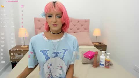 Hannah online show from March 15, 8:01 pm