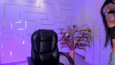 Snapshot of hannahjamesx chatting on September 11, 5:58 pm HANNAH J online show from September 11, 5:58 pm