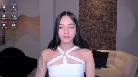 Snapshot of hannahjamesx chatting on February 25, 7:06 pm HANNAH J online show from February 25, 7:06 pm