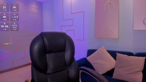 Snapshot of hannahjamesx chatting on February 5, 9:50 pm HANNAH J online show from February 5, 9:50 pm