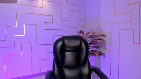 Snapshot of hannahjamesx chatting on September 8, 5:45 pm HANNAH J online show from September 8, 5:45 pm