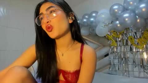 Hanna online show from January 19, 3:49 am