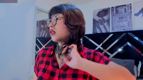 hannita_01 online show from June 5, 12:10 pm