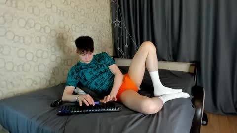 Hans online show from May 2, 5:30 pm