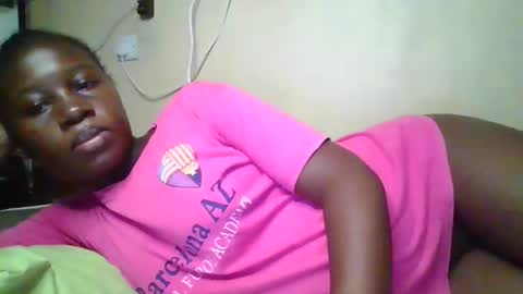 Snapshot of happy_dimple chatting on October 26, 8:30 pm happy_dimple online show from October 26, 8:30 pm