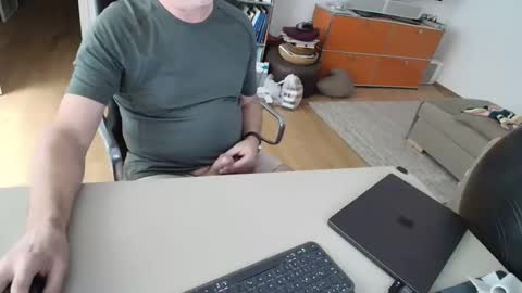 Cum for you online show from April 18, 1:02 pm