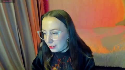 Stephanie online show from November 8, 6:11 pm