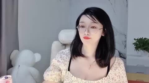 Daisy online show from March 2, 4:28 am