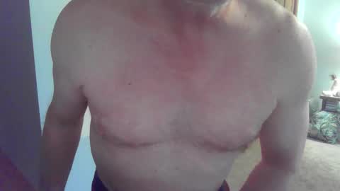 hardchicagoforzya online show from November 26, 7:10 pm