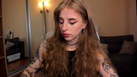 Julia online show from March 23, 4:50 am