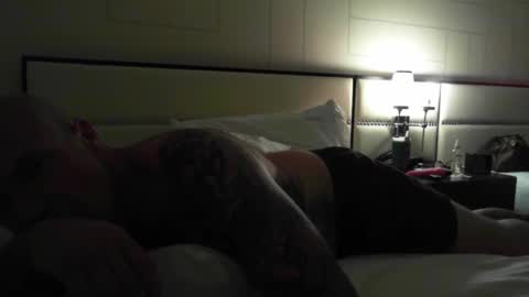 Loretta  Troy Smith online show from February 5, 10:08 am