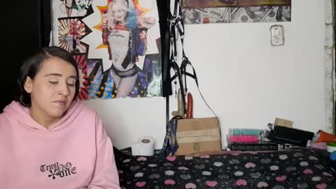    online show from December 24, 2:01 pm