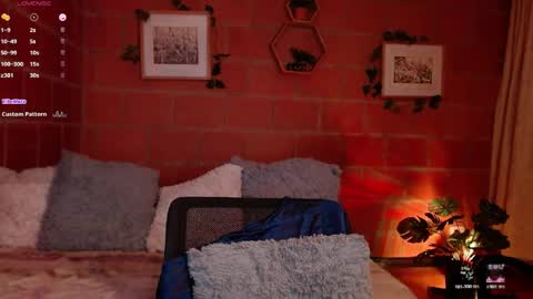 Harmony    Please help me to reach 100 thumbs up online show from April 18, 3:52 am