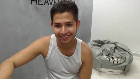 harold_18_ online show from January 14, 6:49 pm