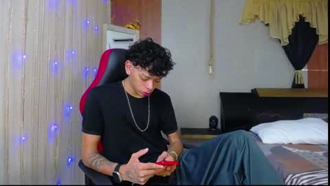 Harry online show from March 6, 8:08 pm