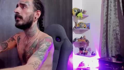 OMAR online show from December 5, 12:32 am