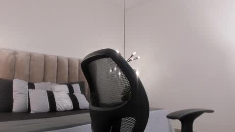 Harry Jones online show from February 22, 5:57 pm