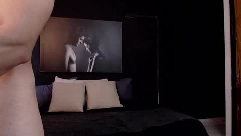 hat_guy01 online show from March 27, 9:16 pm