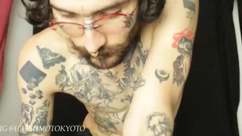 Snapshot of hatsumotokyoto chatting on February 17, 10:49 pm More content   2   online show from February 17, 10:49 pm