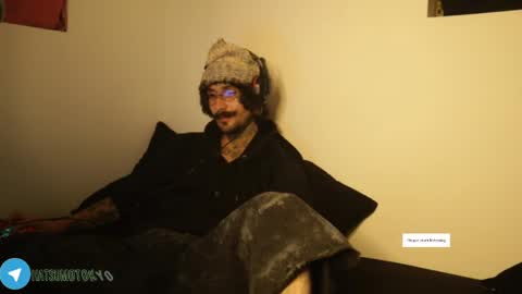 Snapshot of hatsumotokyoto chatting on January 25, 11:11 pm More content   2   online show from January 25, 11:11 pm