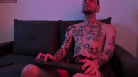 Snapshot of hatsumotokyoto chatting on October 30, 6:08 pm More content   2   online show from October 30, 6:08 pm