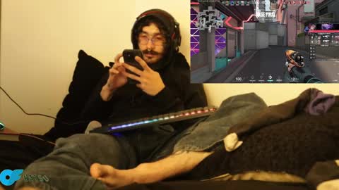 Snapshot of hatsumotokyoto chatting on January 30, 11:45 pm More content   2   online show from January 30, 11:45 pm