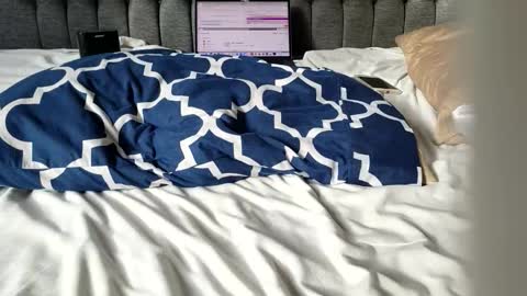 Amber  -   or vip  online show from October 25, 2:28 pm