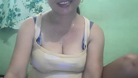 hazeldhane online show from June 23, 6:43 am