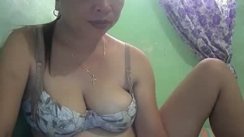 hazeldhane online show from July 23, 5:27 am