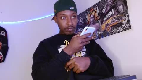 hazlan_420 online show from February 14, 2:42 pm