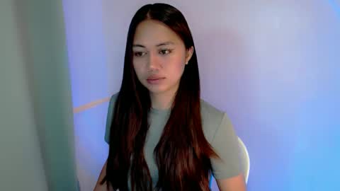 Yoshin online show from November 25, 8:18 pm