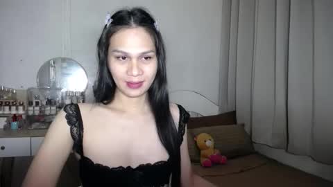 Snapshot of heather_bbyy chatting on October 19, 6:56 pm heather_bbyy online show from October 19, 6:56 pm